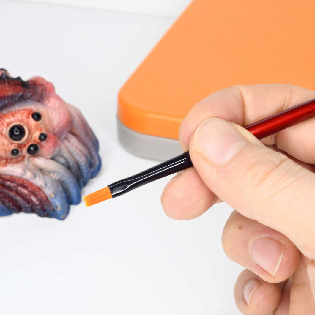 Dry brush